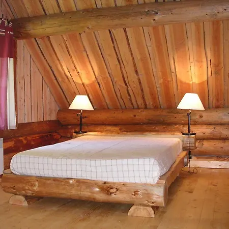 Maison En Rondins * Essoyes